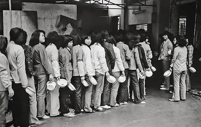 深圳厂妹往事白天流水线晚上进夜校