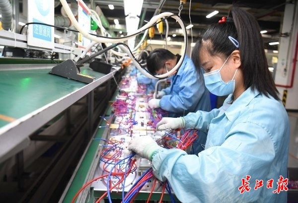 (长江日报记者高勇  通讯员李胜瑭  王家虎  摄影报道)【编辑:丁翾】