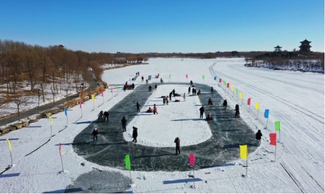 镇西滑雪场图片