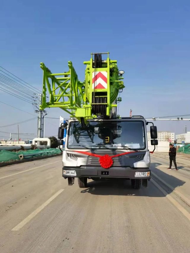 25噸吊車市場依舊受追捧!元旦前後兩天就是兩臺交付!