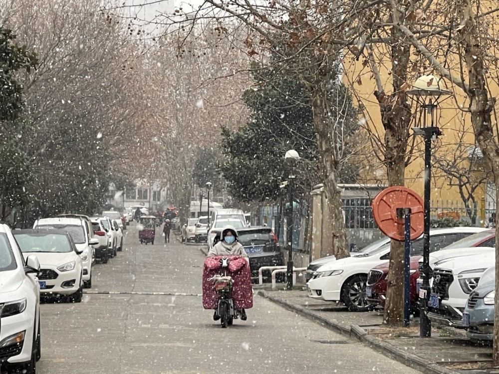 郑州市区加入降雪群聊河南下雪范围正在扩大中