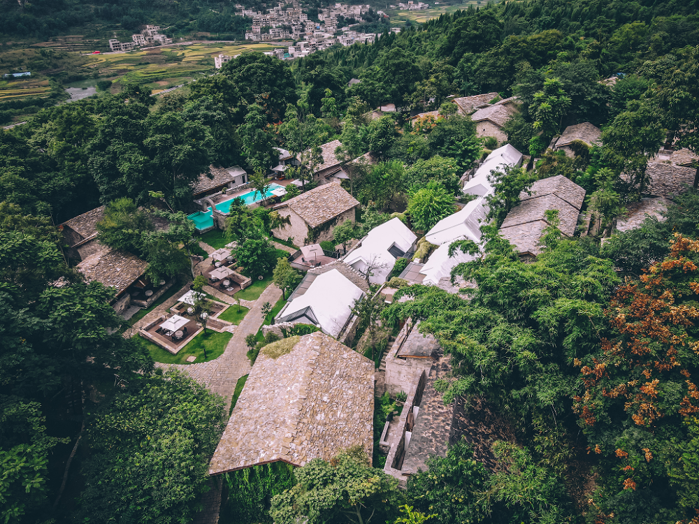 【康养福地 瀑乡安顺】冬日,安顺这个地方的石头有温度……_腾讯新闻