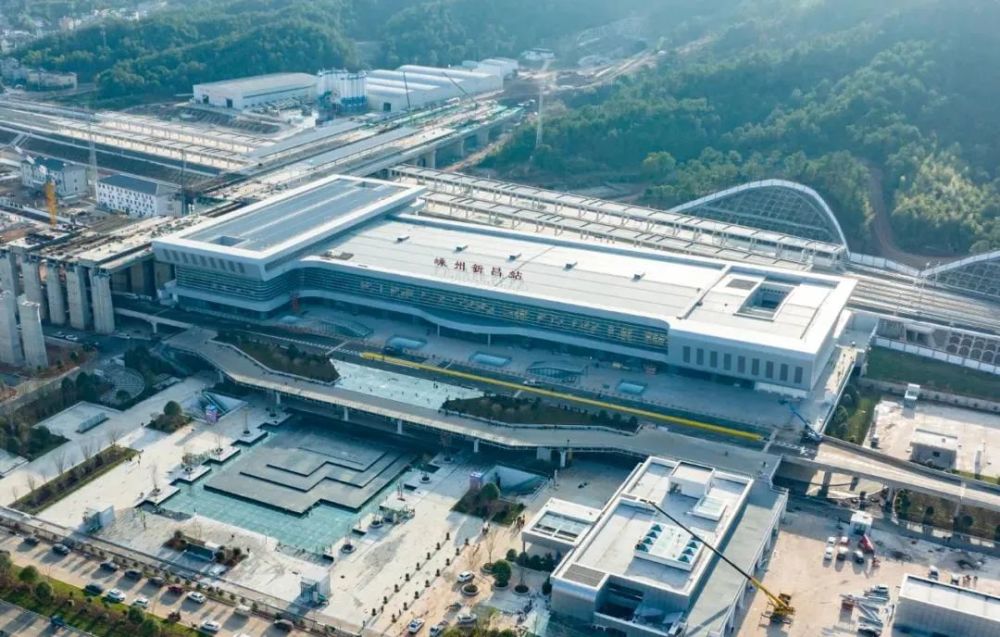 嵊州人,这些公交直达高铁嵊州新昌站,详细车次速看_腾讯新闻