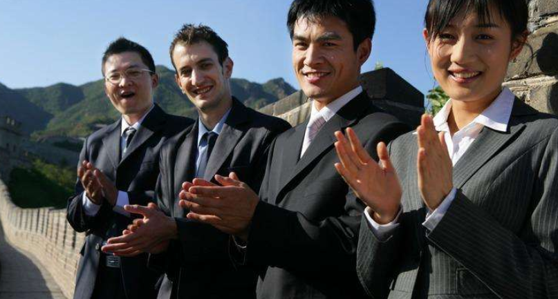 中国人口变化_近60年首次!我国男性人口出现下降,还有个变化…