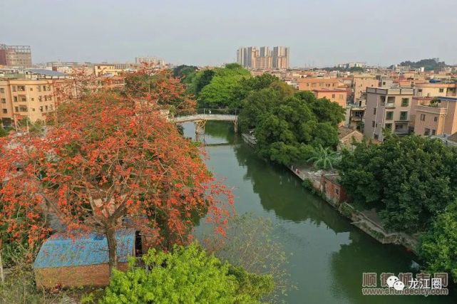 (李海廉摄)用好"三山两水,打造风景如画的龙江龙江,顾名思义,因水而