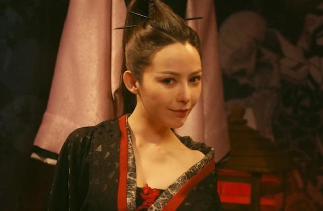 尖峰对决之古墓神兵上映摸金校尉勇斗傀儡姬剧情太老套