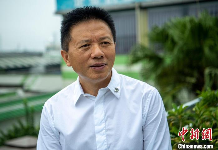吉香居食品股份有限公司董事长丁文军.