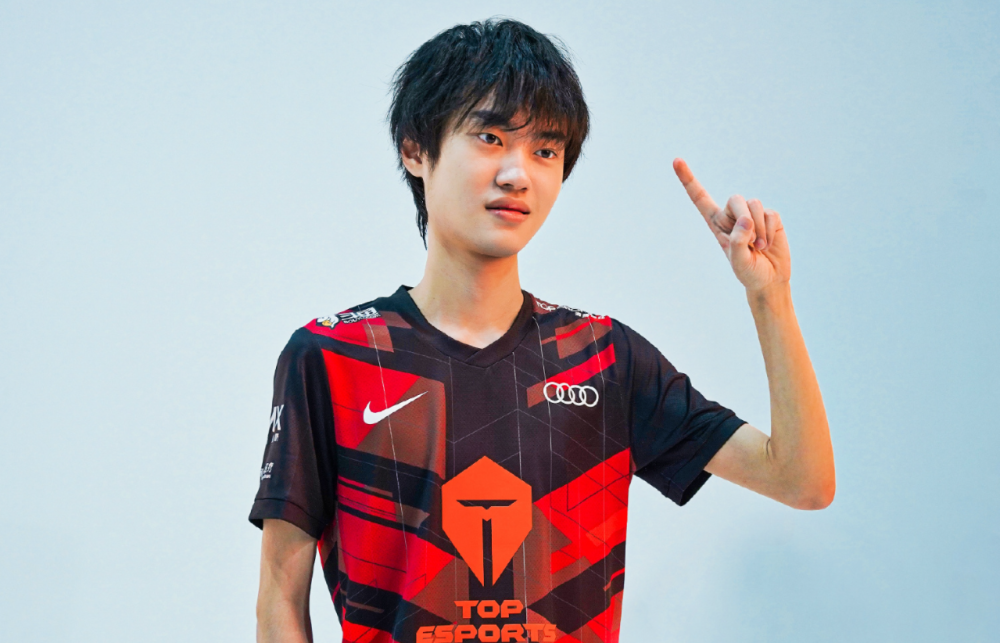 knight登上韩服榜首!梦回少年时!不愧是tes最好的一年_腾讯新闻