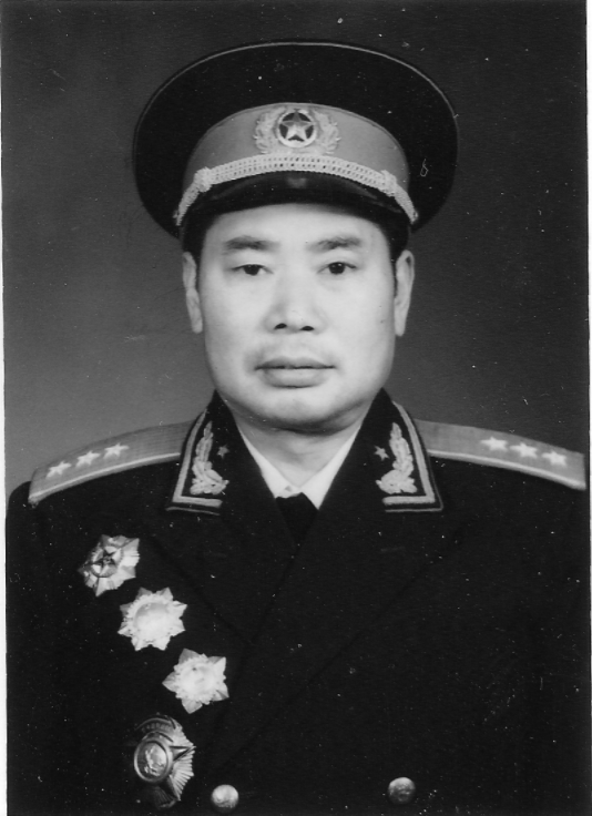 杨得志当兵团司令时罗瑞卿是他的政委为何后者的军衔却更高