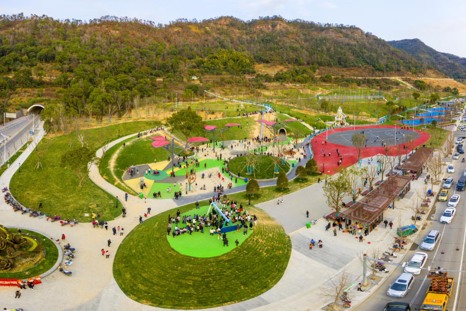 顾翔/摄顾翔/摄五龙山体育公园是温岭首个体育公园.