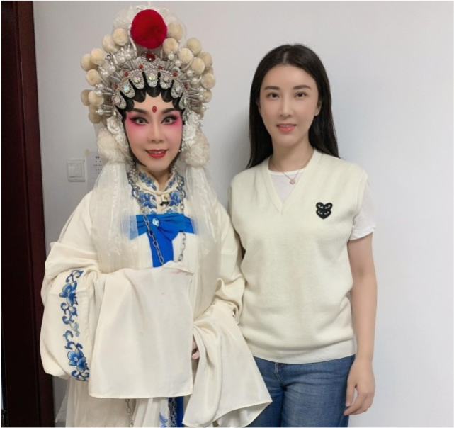 伍燕被主持界耽误的歌星为何退出了观众的视线