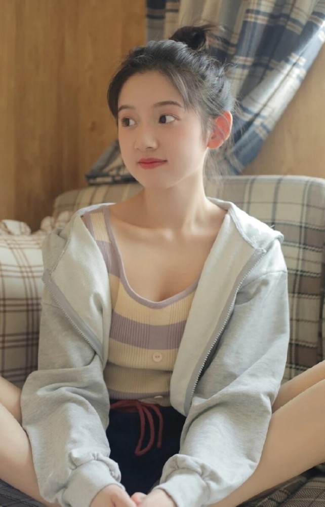 人像摄影丸子头小姐姐青春靓丽