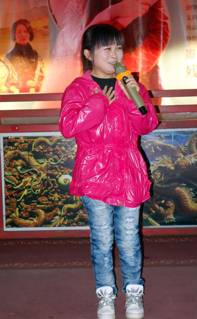 朱洁嫁给身高1米2的袖珍医生坚持不生孩子如今被宠成公主