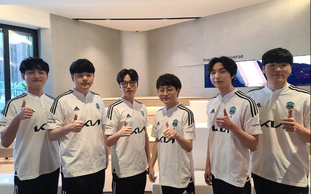 dk战队全新面貌亮相!showmaker放话:冲击四连冠!_腾讯新闻