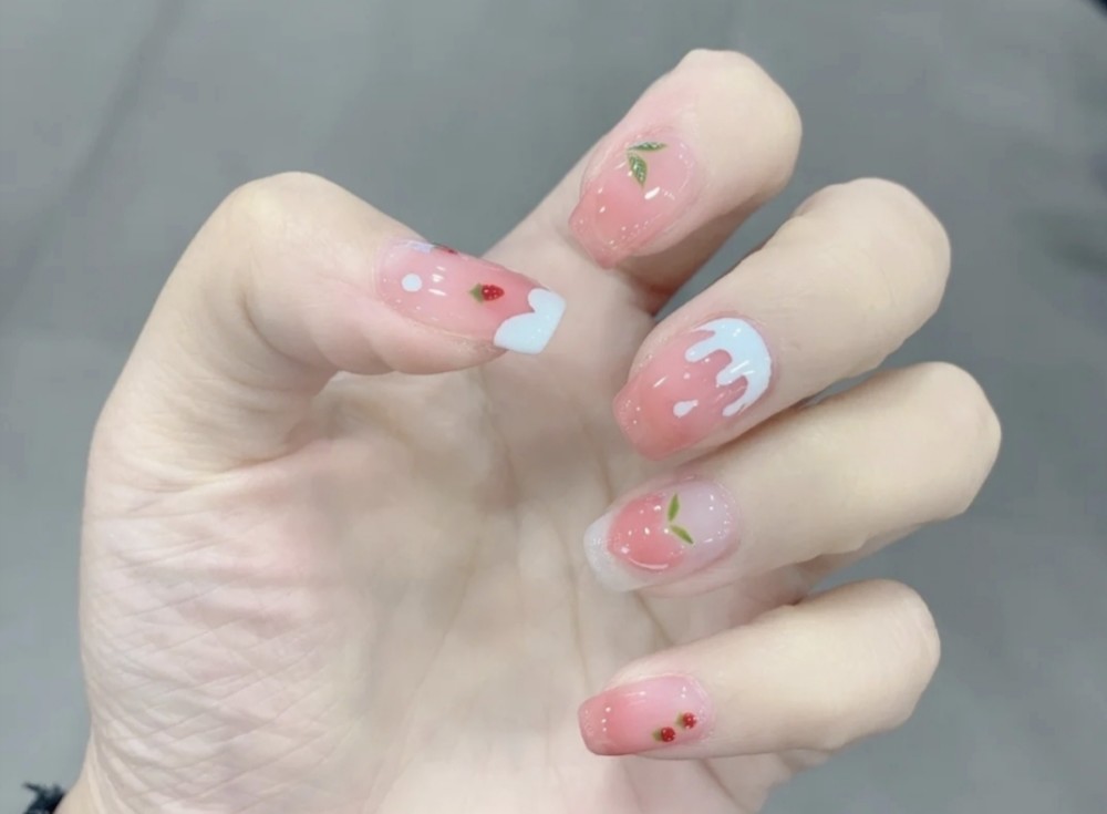 适合上班族和学生党的低调美甲