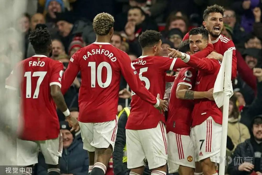 要出大事曼联队内人士多达11人想离队更衣室搞小团体