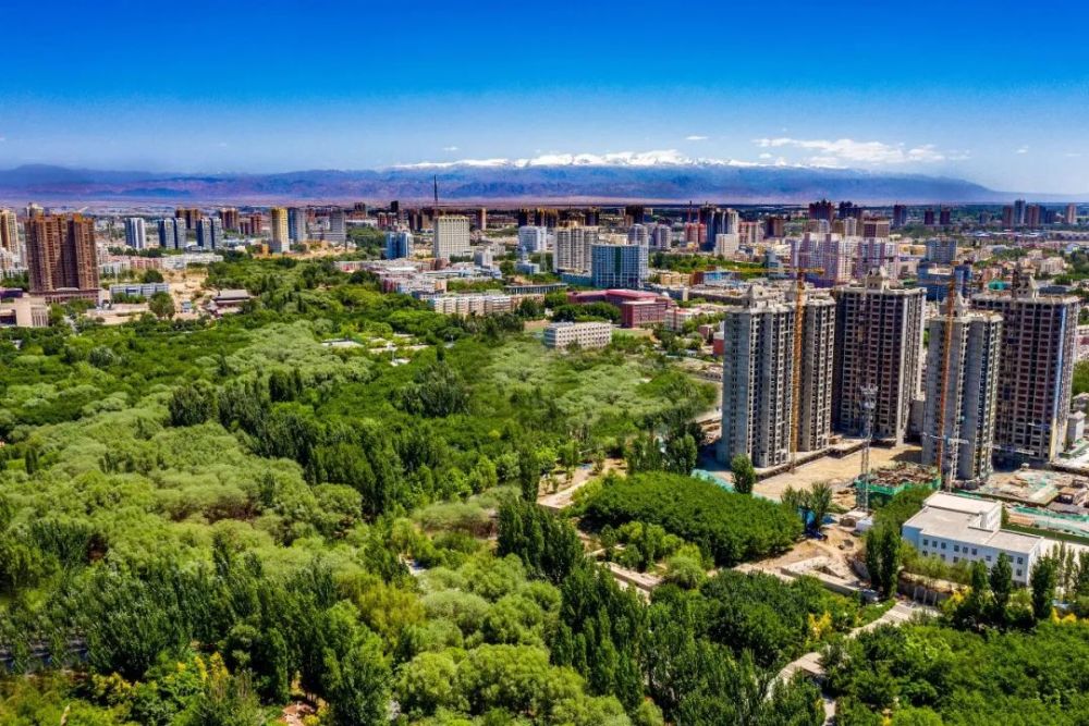 (融媒体中心记者 普拉提摄于2021年6月)围绕贯彻落实河长制,哈密市