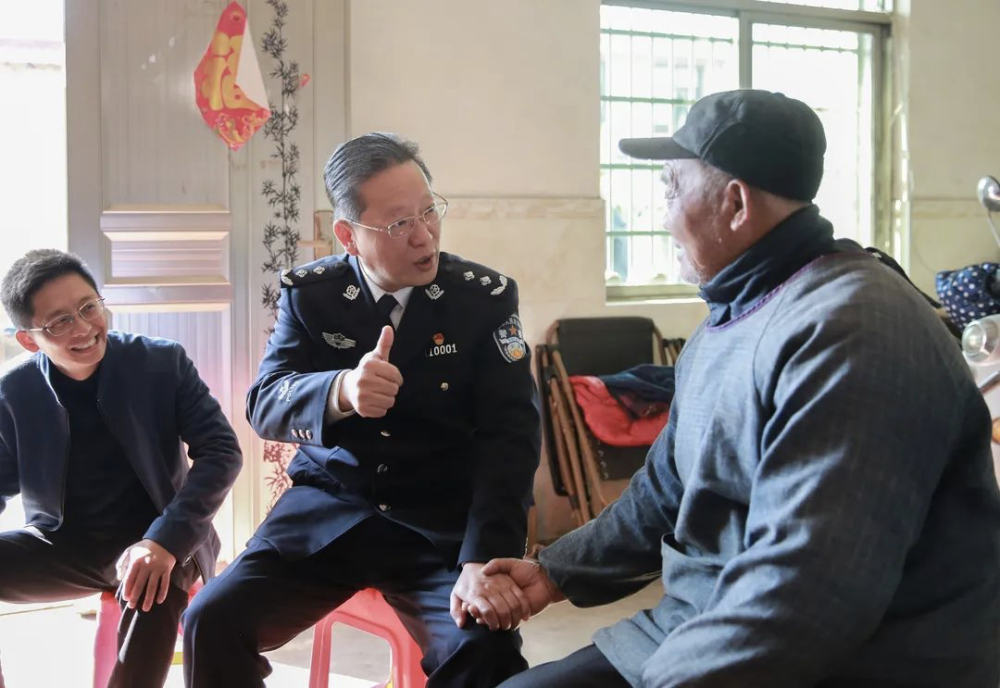 设区市公安局长访谈韩潮八个认识助抚州公安阔步前行