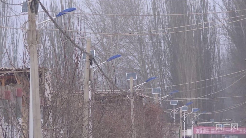 社團在我們學校英語臺詞路燈直轄市照亮安裝上海東部舒琪早期電影