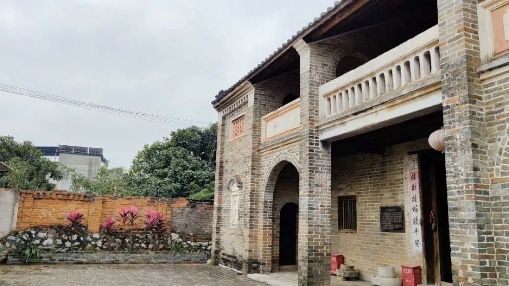 扶绥有个叫三哈的屯出了一位将军