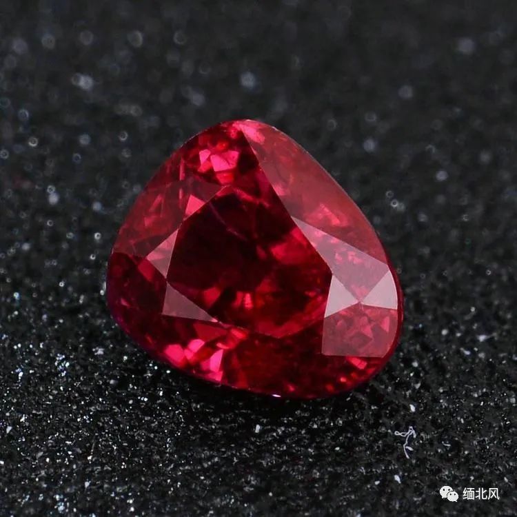 红宝石成因(红宝石的成矿作用)