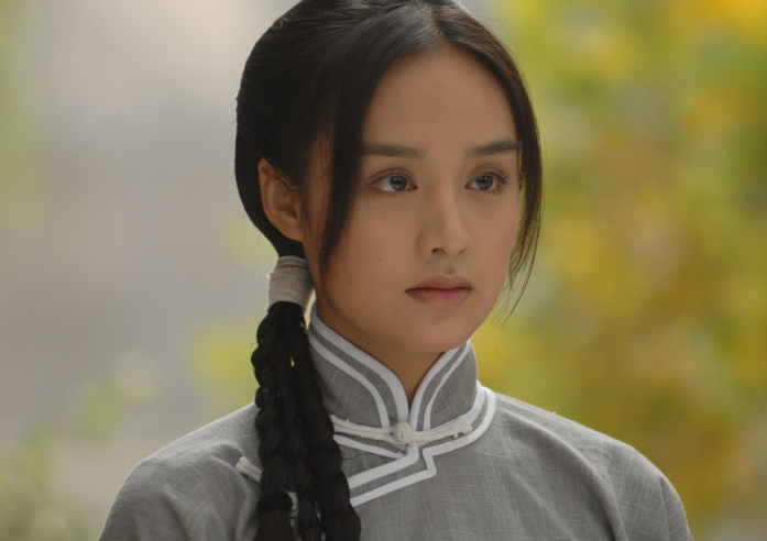 影帝富大龙老婆曾被称为小刘晓庆退圈后在军艺读研任教