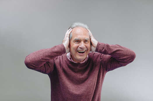 打开腾讯新闻,查看更多图片 >除了老年人,还有几类人群是耳鸣的高危