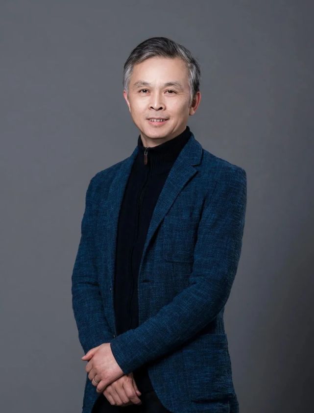 韩冬青教授被授予全国工程勘察设计大师称号