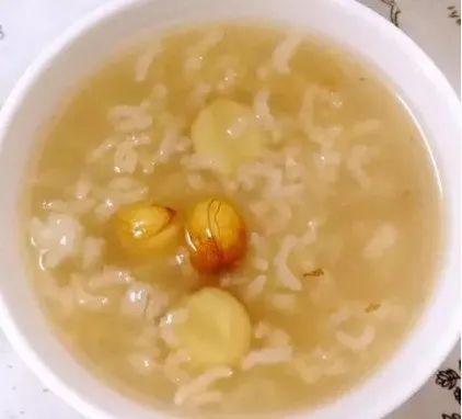 入药入膳入染坊栀子的多重身份