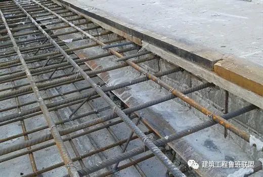 底板后浇带如何施工?标准工艺示例!