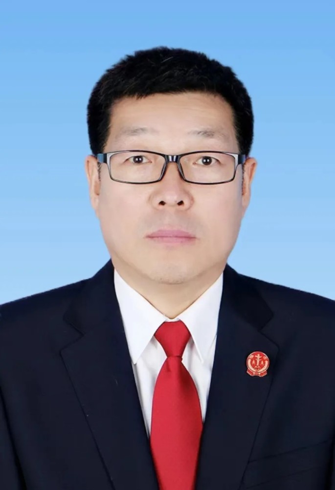 庞俊平集宁区人民法院代院长7月26日,设立诉前律师调解中心,运行五个