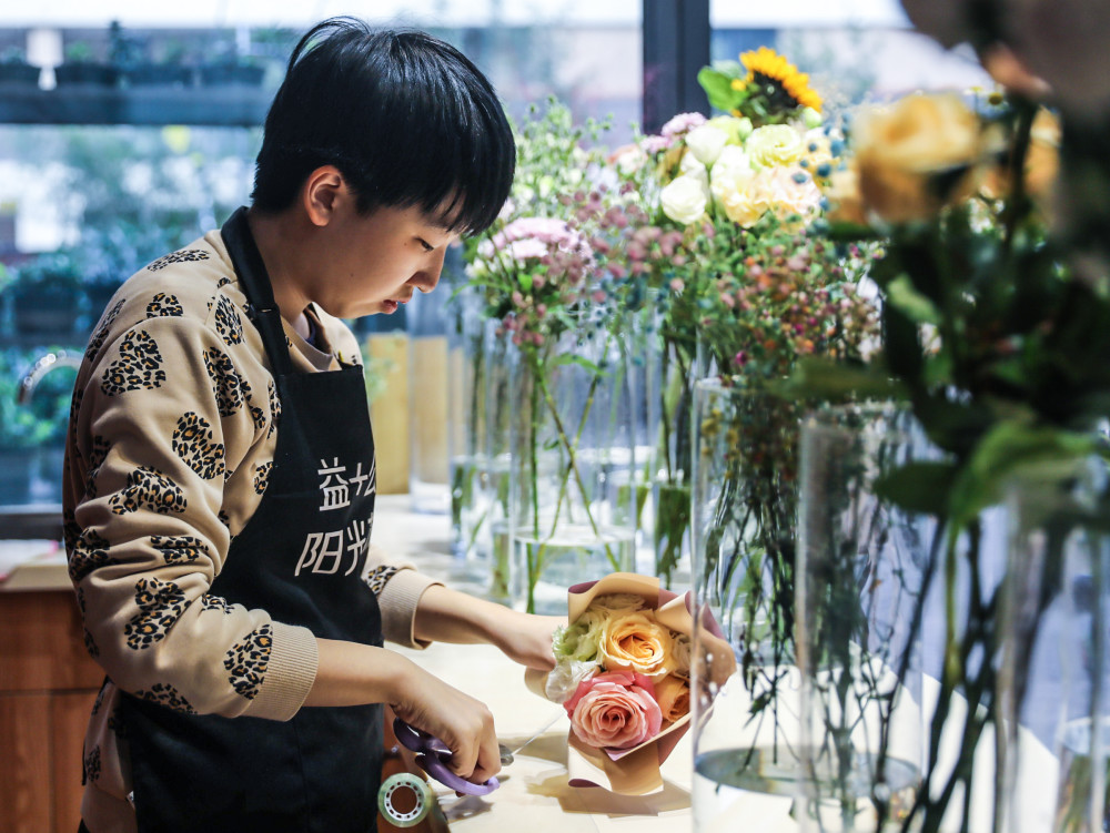 花店招聘_花点时间品牌花店合伙人新兴的热门女性职业(2)