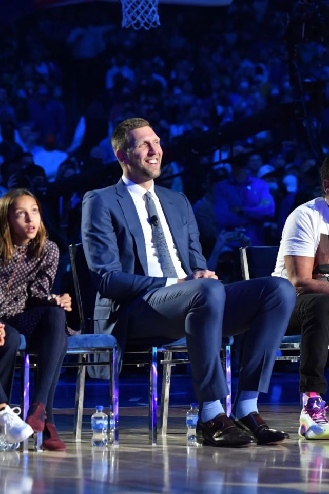 德克·诺维茨基退役仪式图片集