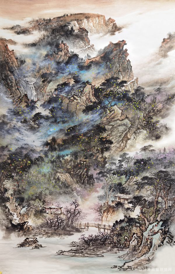 《山水居家人》345cm×215cm《月是故乡明》106cm×69cm《秀峰帆影》