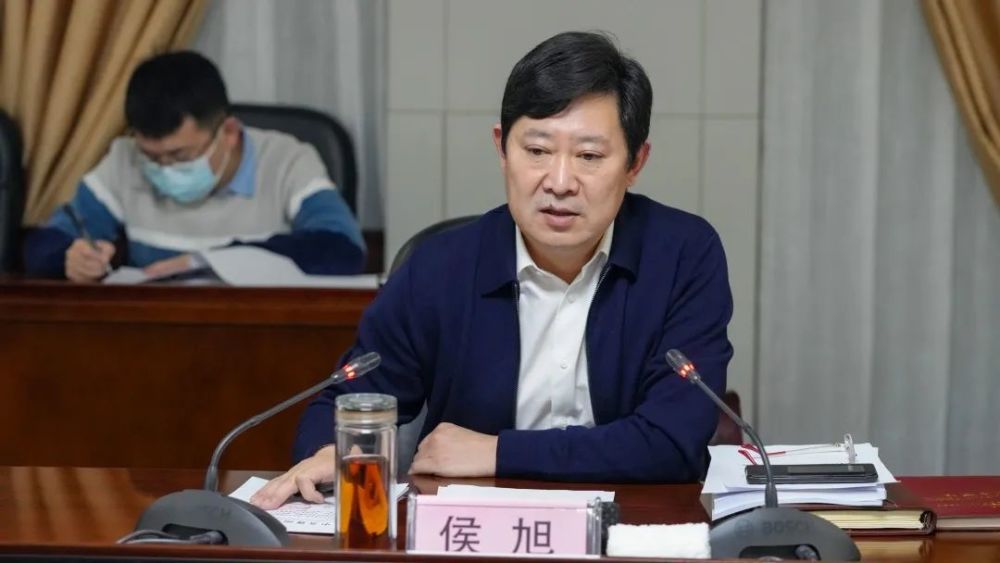 区委副书记,区长郑友东,区委副书记王克超,区委