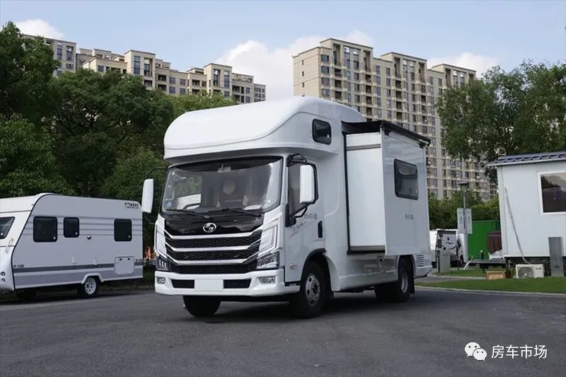 跃进h500单拓展轻卡房车28t动力6amt48v电路两张大床7kg洗衣机