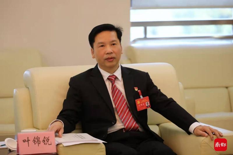 东莞清溪镇委书记叶锦锐争创临深九镇高质量发展排头兵