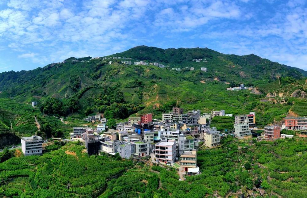 祝贺叫水坑村凤西村上榜