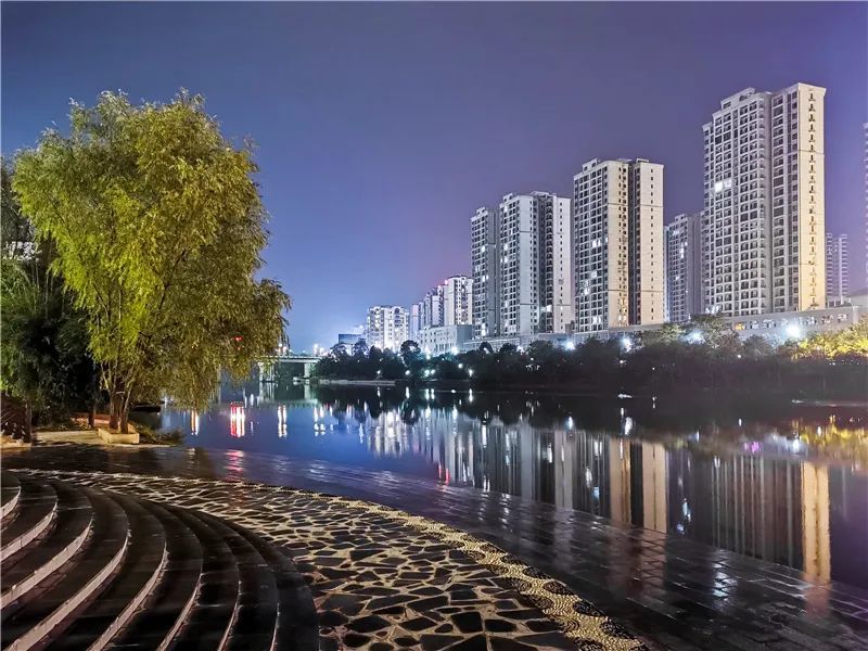 看玉屏城市的多种模样