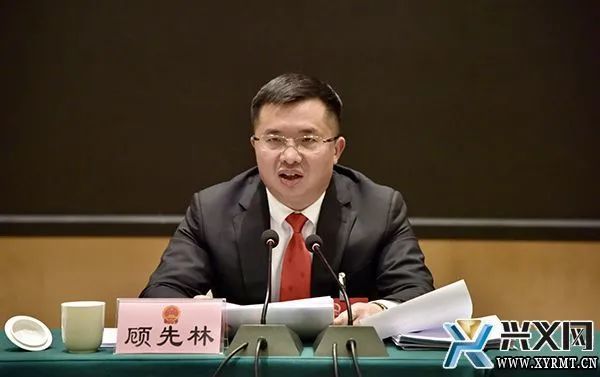 顾先林参加市九届人大一次会议第三代表团审议政府工作报告兴义融媒