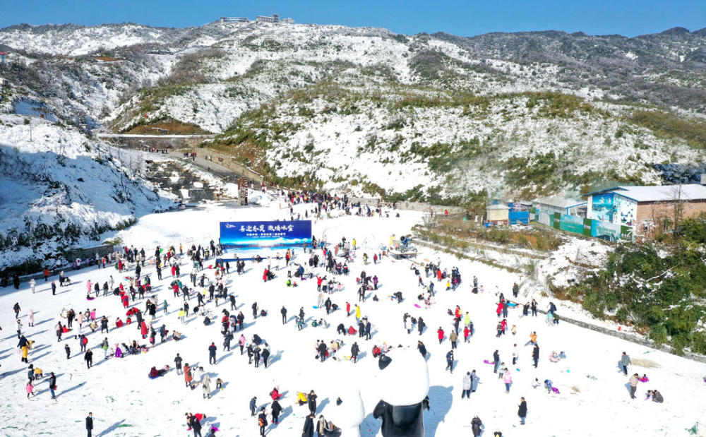 叙永罗汉林滑雪场图片