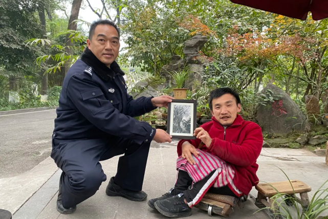 警察节特辑|警民一家亲!这些感人瞬间温暖你