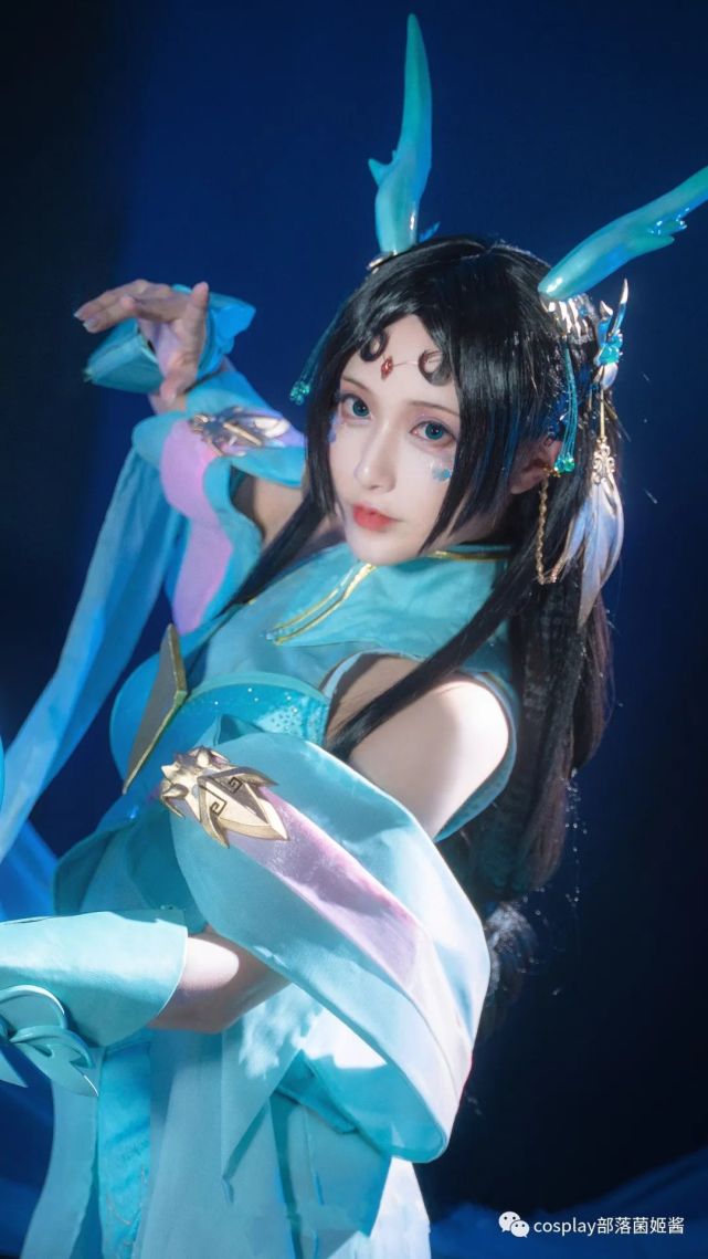 cos:闪烁之光龙女cos正片@鬼舞