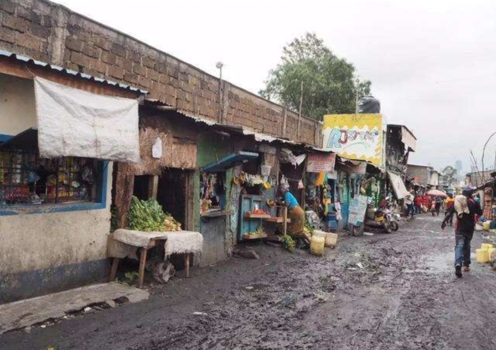 揭秘肯尼亚最贫穷和饥饿的贫民窟