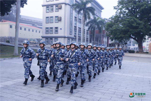 新年开训南部战区空军地导某旅开年即吹冲锋号