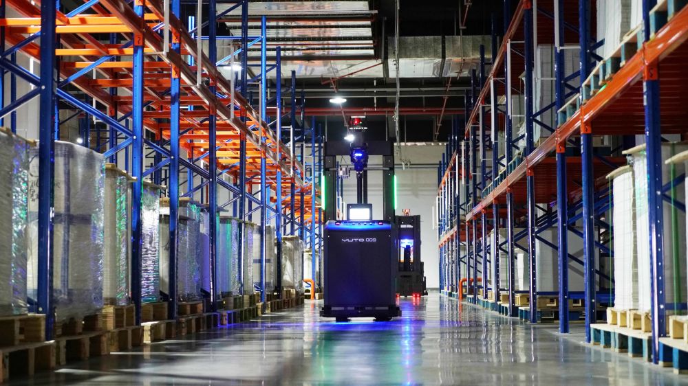 300台amr海康机器人助力裕同科技打造5g智能工厂