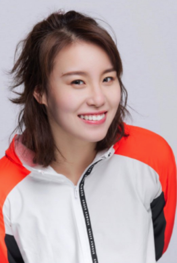 游泳女将傅园慧变脸颜值飙升 下巴尖尖散发魅力气质 网友超惊讶_腾讯