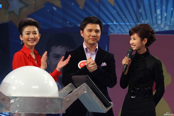 从央视红人变"公知",50岁的赵普近况惹人忧,只能靠直播养家_腾讯新闻