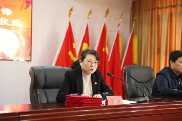 张家口市退役军人事务局举办相约冬奥扛红旗爱国拥军我先行活动