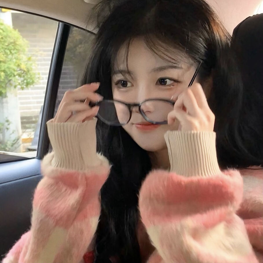精选优质温柔小众好看的女生头像323